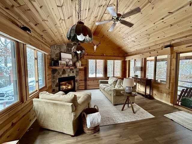 Minong Residential Real Estate