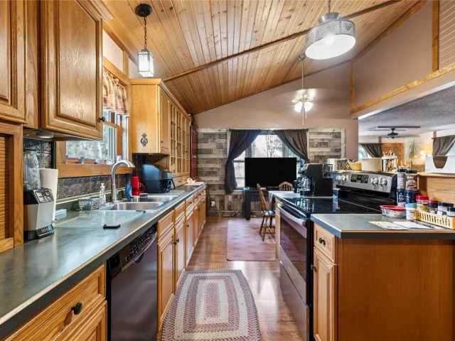 Spooner Residential Real Estate