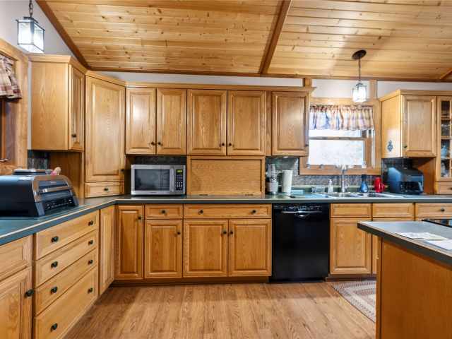 Spooner Residential Real Estate