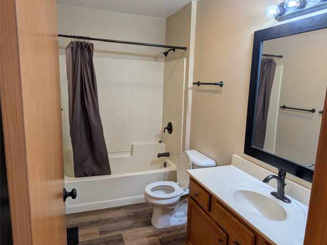 Cadott Multifamily Real Estate