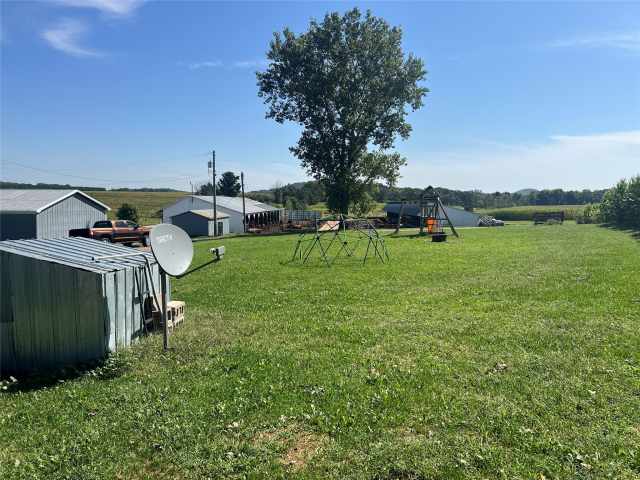 Hixton Farm Real Estate