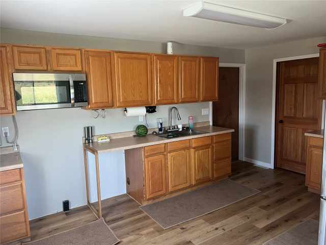 Hixton Farm Real Estate