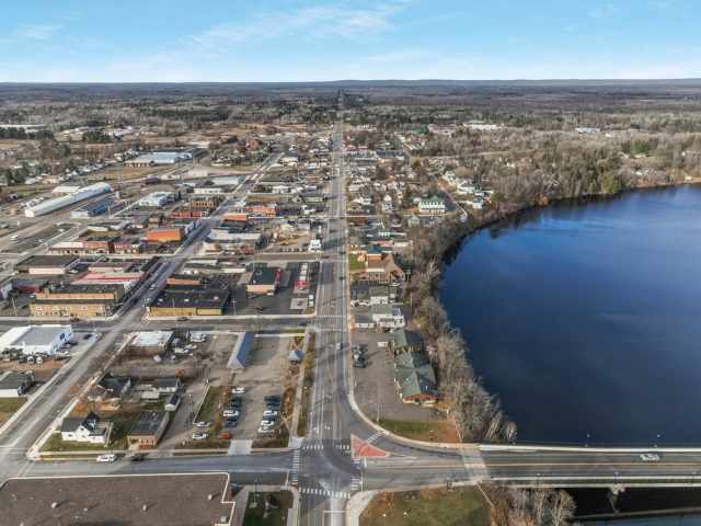 Ladysmith Commercial Real Estate