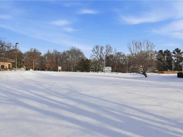 Menomonie Commercial Real Estate