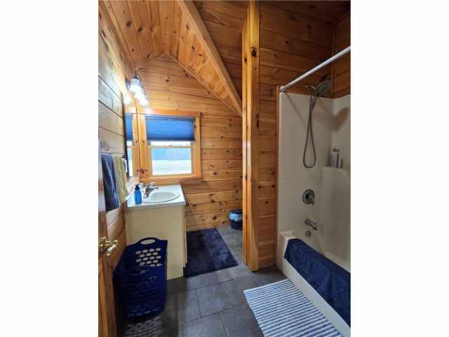 New Auburn Residential Real Estate