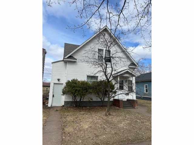 Spooner Multifamily Real Estate