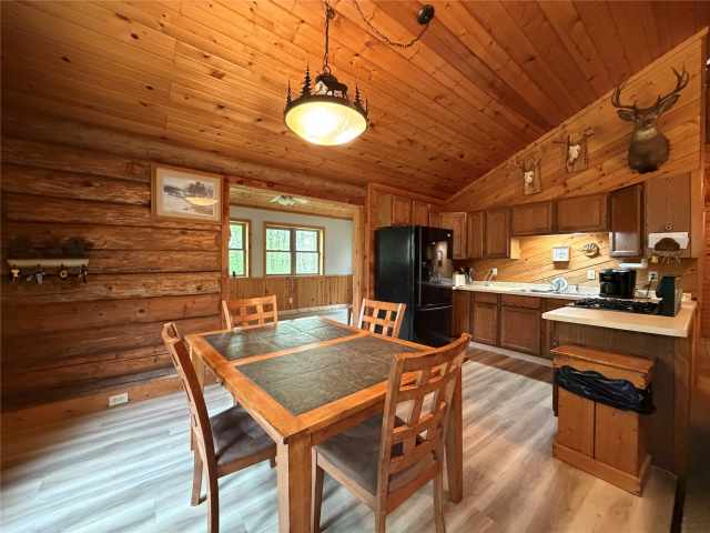 Stone Lake Residential Real Estate
