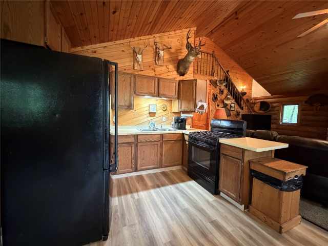 Stone Lake Residential Real Estate