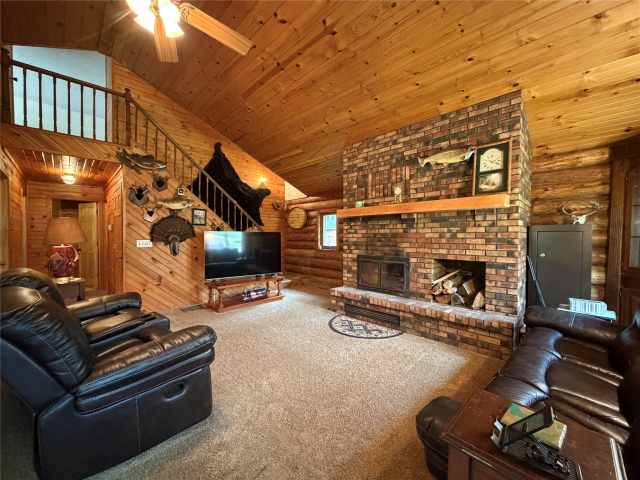 Stone Lake Residential Real Estate
