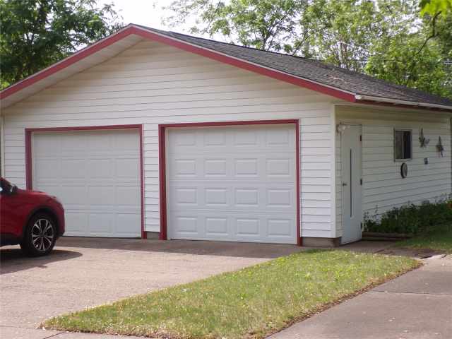 Chippewa Falls Residential Real Estate