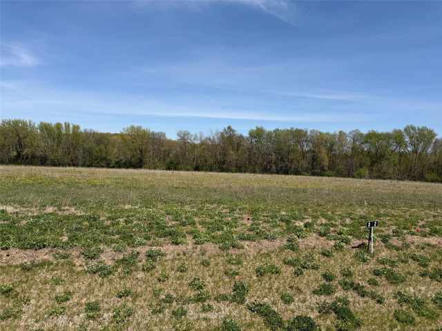 Eleva Land Real Estate