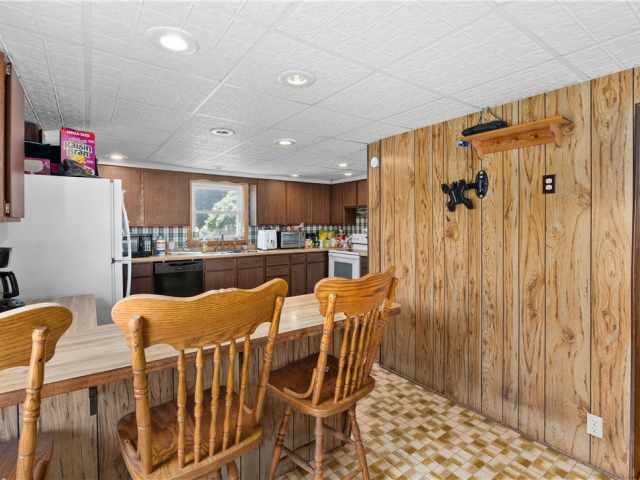 Cadott Multifamily Real Estate