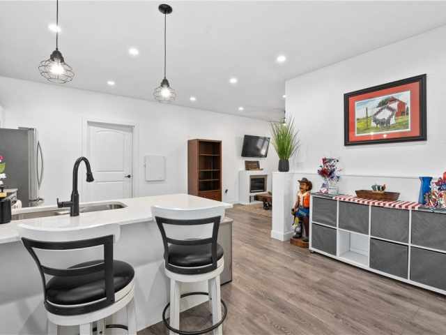 Cadott Multifamily Real Estate