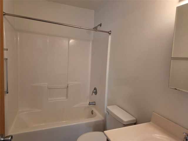 Alma Center Multifamily Real Estate