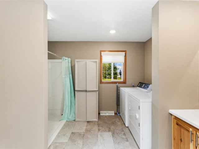 Hixton Residential Real Estate